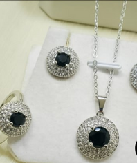 Premium Zircon Fancy Chain Locket With Tops & Adjustable Ring  !!