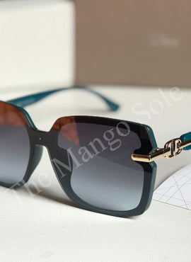 D Shades 🕶️🕶️