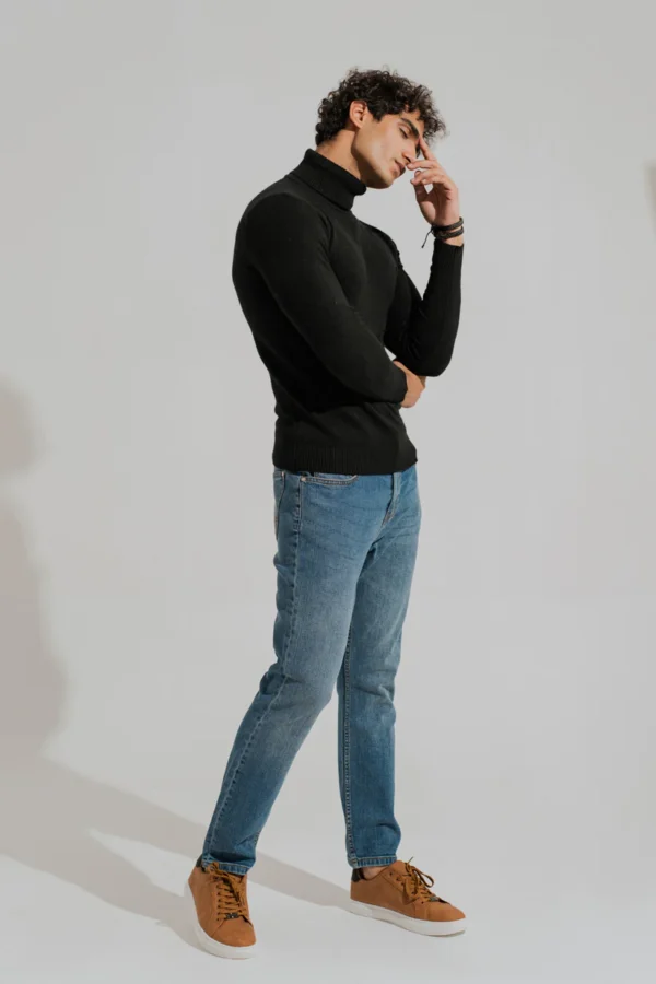 Men Blue Mid Washed Slim Fit Denim Jeans