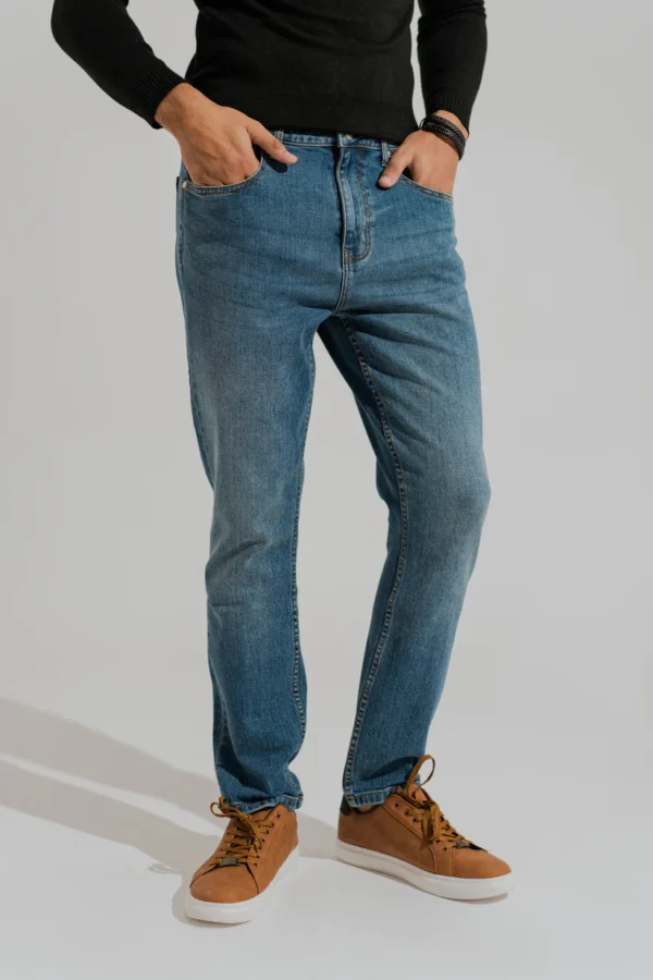 Men Blue Mid Washed Slim Fit Denim Jeans