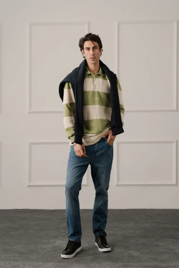 Men Blue Mid Washed Slim Fit Denim Jeans