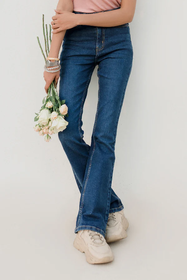 Classic Heritage Mid-Blue Bootcut Jeans