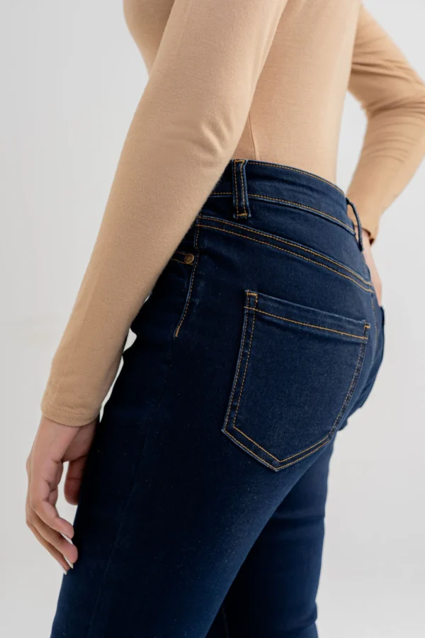 AmyraBasicFitJeans_3 Midnight Indigo Women's Skinny Jeans – Premium Comfort Stretch Denim